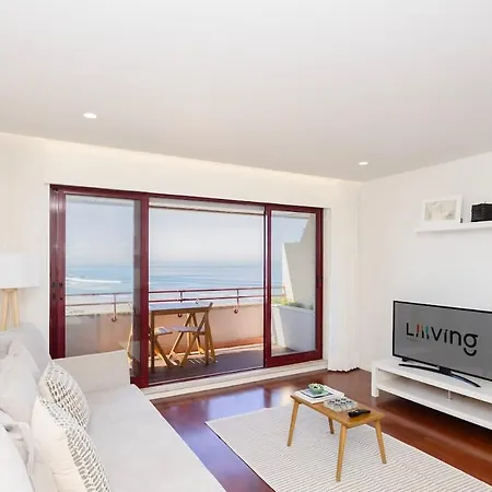 Liiiving In Matosinhos - Seaside Balcony Apartment Porto