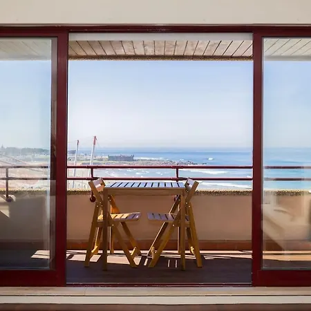 Liiiving In Matosinhos - Seaside Balcony Apartment Porto