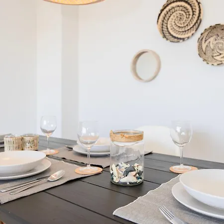 Liiiving In Matosinhos - Seaside Balcony Apartman *