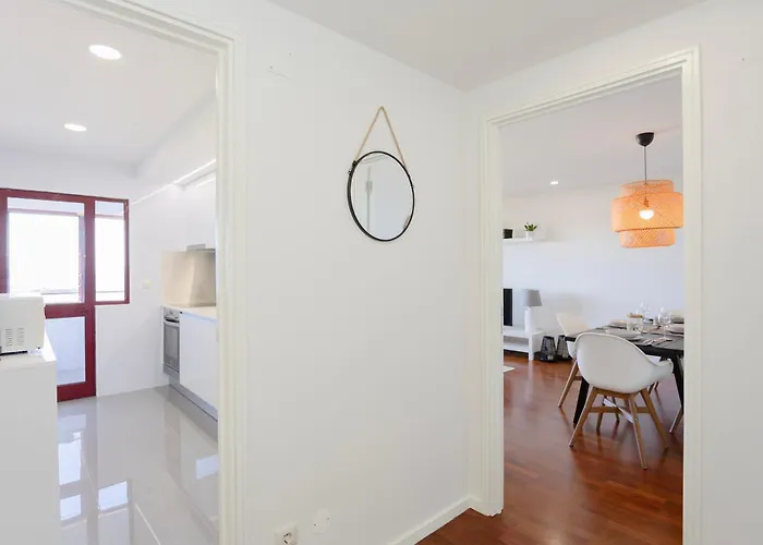 Liiiving In Matosinhos - Seaside Balcony