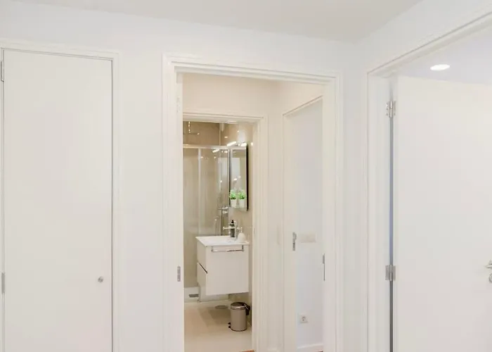 Liiiving In Matosinhos - Seaside Balcony *