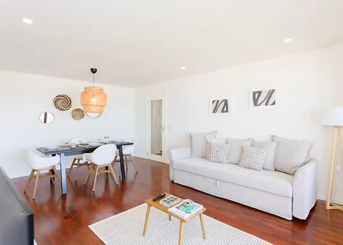 Liiiving In Matosinhos - Seaside Balcony Apartament