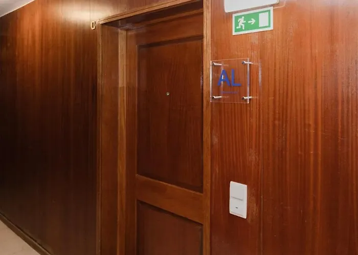 Liiiving In Matosinhos - Seaside Balcony Apartament