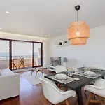 Liiiving In Matosinhos - Seaside Balcony Apartament Porto