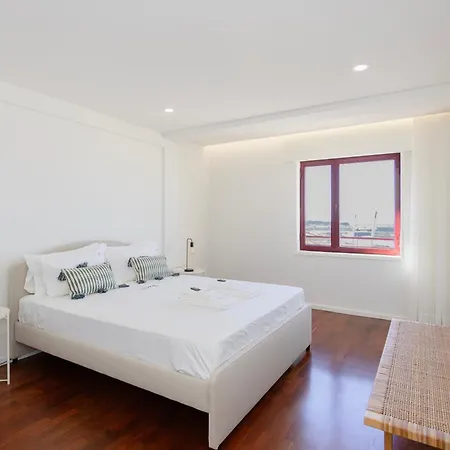 Liiiving In Matosinhos - Seaside Balcony ポルト