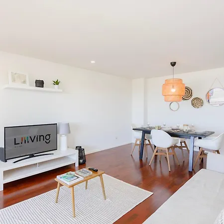 Liiiving In Matosinhos - Seaside Balcony アパート